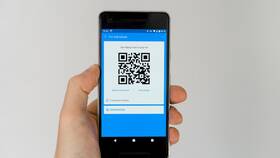 Как отсканировать QR-код камерой телефона в Мотиви